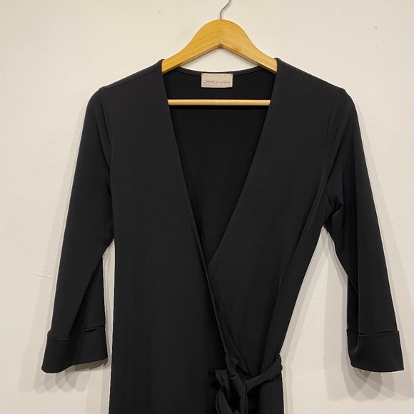 Jodi B. Wise Black Long Sleeve Wrap Dress - Picture 4 of 5